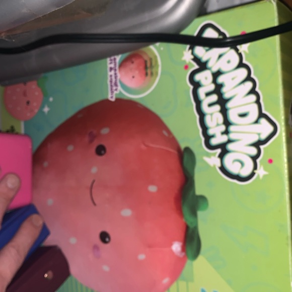 Giant strawberry expanding 20 inch plush like new - Picture 7 of 8